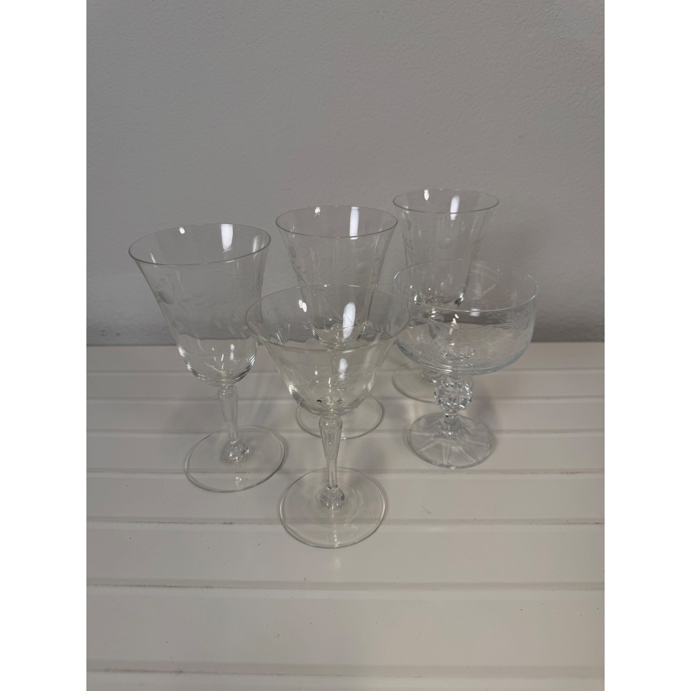 Vintage Etched Crystal Glassware Set 5 Laurel Leaf Wine Goblets Champagne Coupe